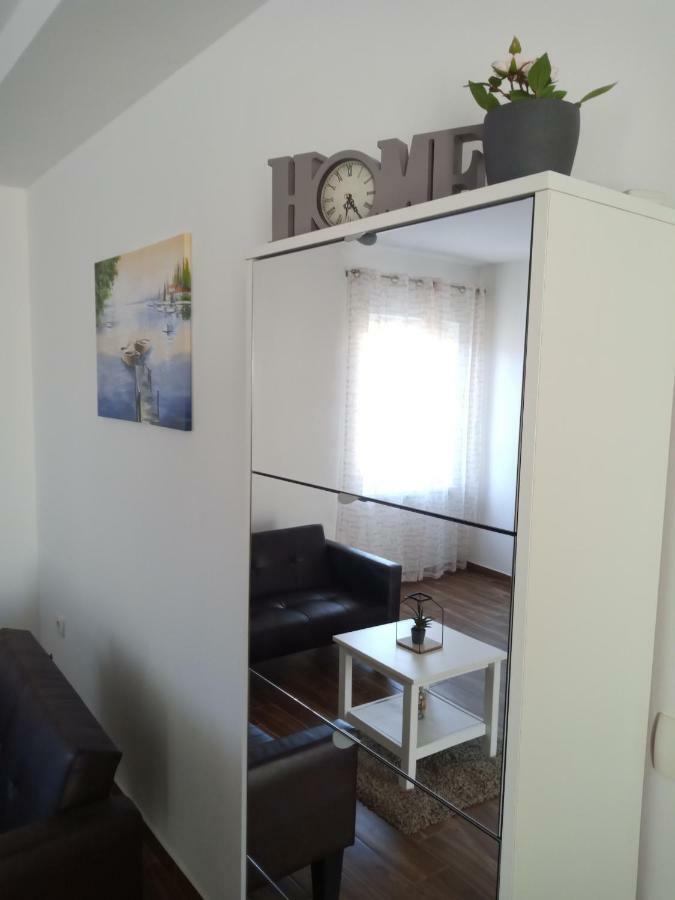 Rosemary Apartment Koper Bagian luar foto
